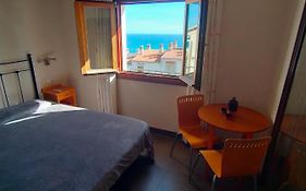 Habitacion En Casa Particular Con Vista Al Mar